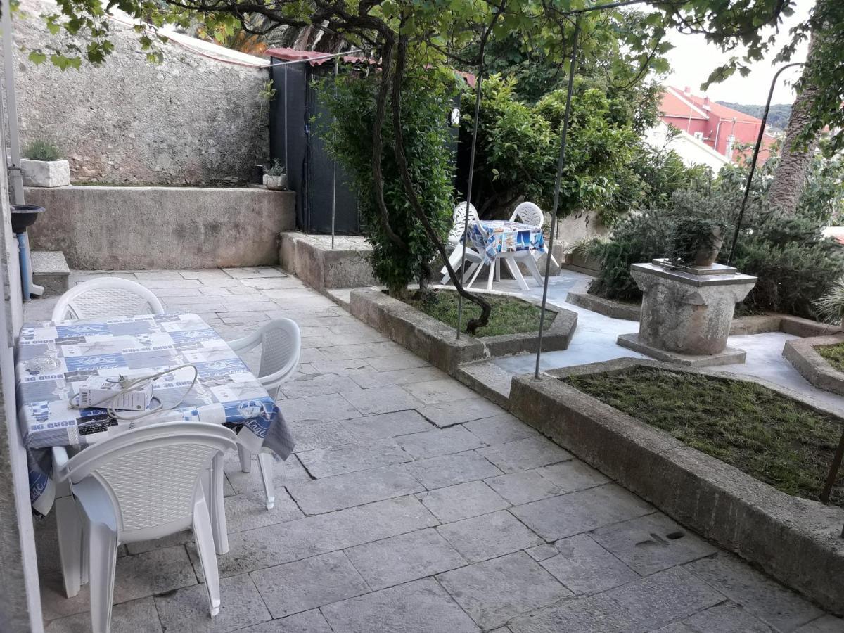 Apartments Vidulic Mali Losinj Bagian luar foto