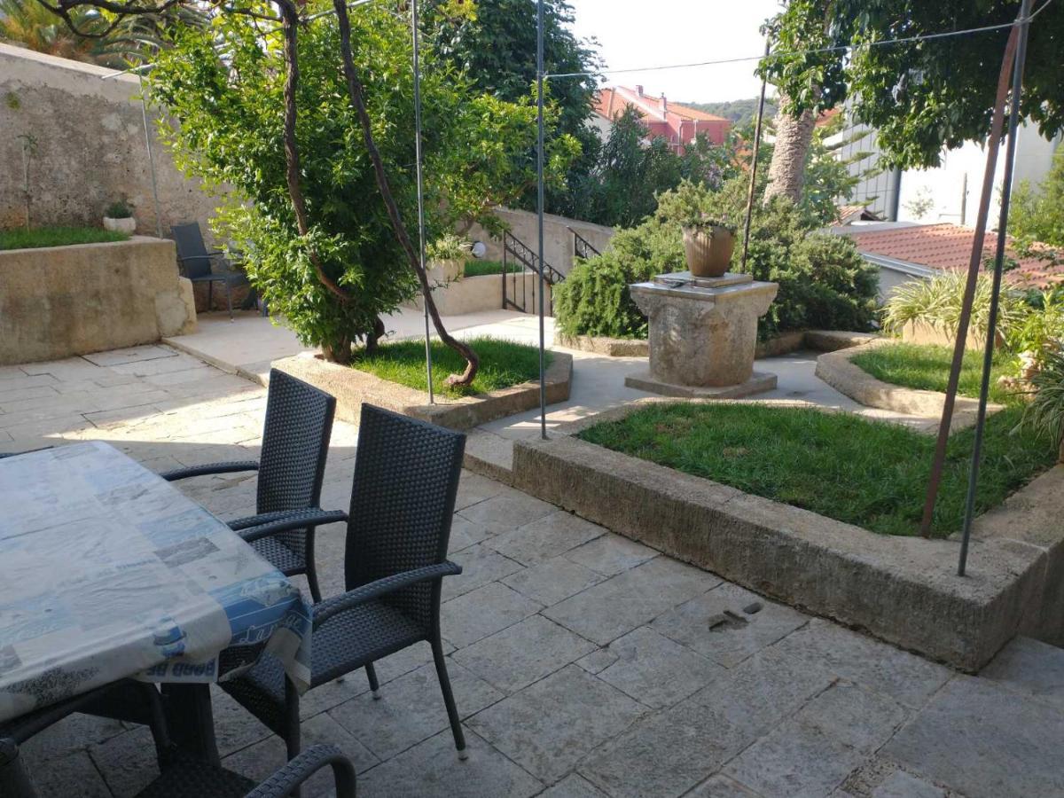 Apartments Vidulic Mali Losinj Bagian luar foto