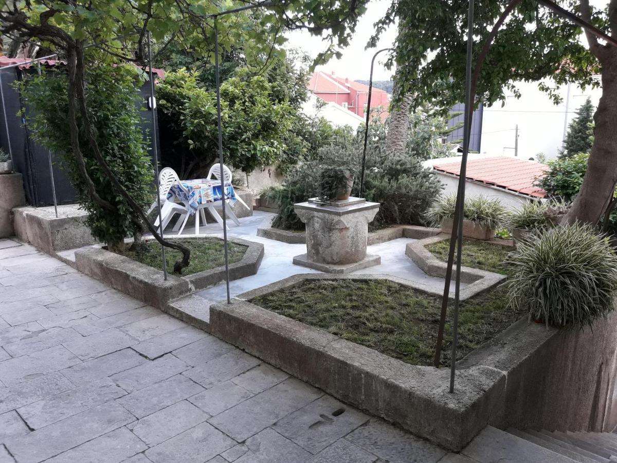 Apartments Vidulic Mali Losinj Bagian luar foto